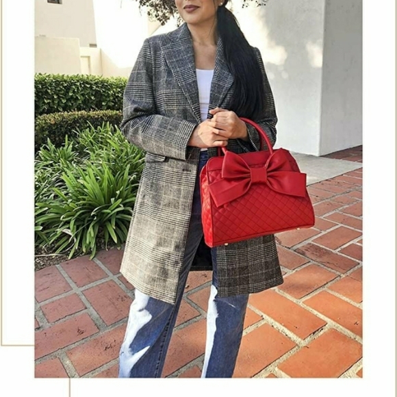 Red Bow Handbag - Picture 2 of 6